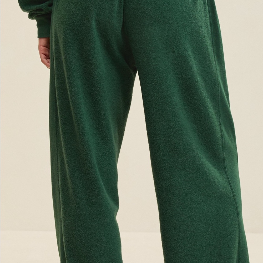 Aerie Sherpa Set - Picture 6 of 12
